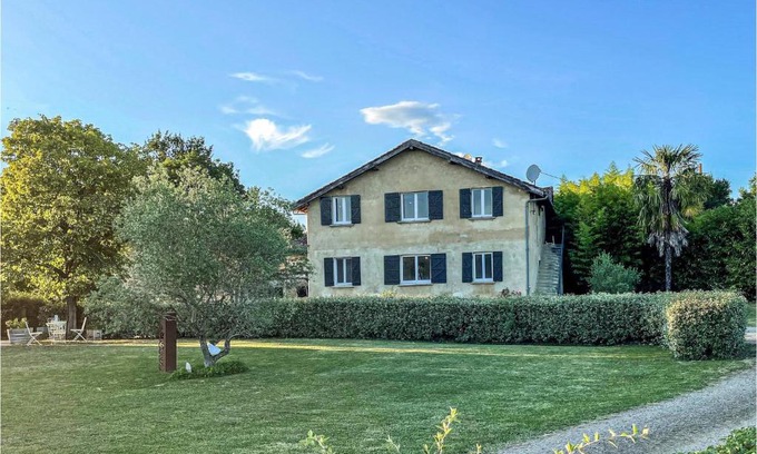 Mauleon-d'Armagnac Apartment | Cozy Apartment In Mauléon D'armagnac