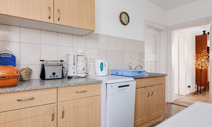 Altenfeld Apartment | Cozy Apartment in Altenfeld with Garden