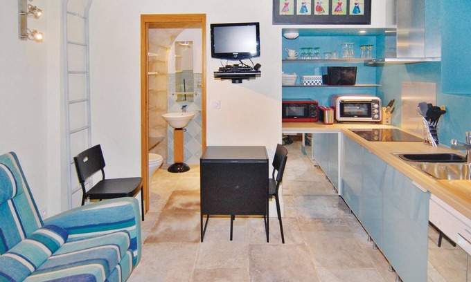 Beaucaire Apartment | Cozy apartment in Beaucaire with WiFi