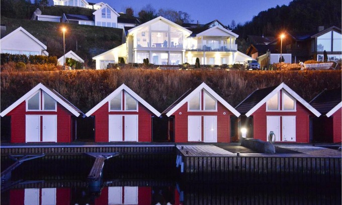Strand Municipality Apartment | Cozy Apartment In Fister With Wifi