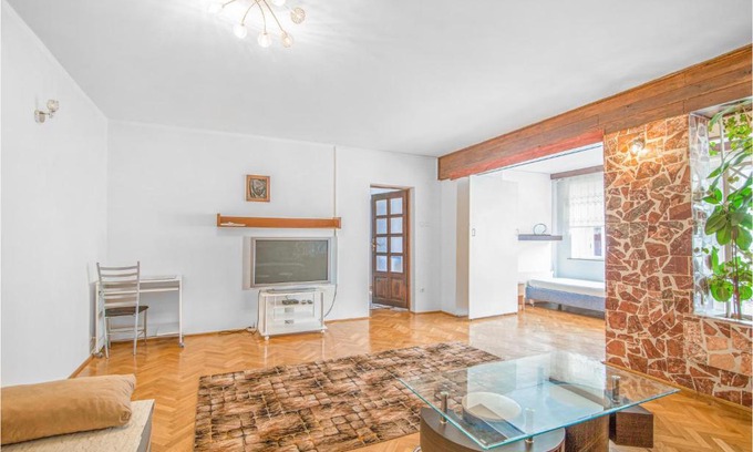 Dziaki Lesne Apartment | Cozy Apartment In Gdynia With Wifi