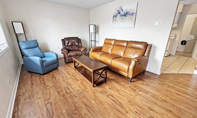 Radcliff Apartment | Cozy Apartment in quiet neighborhood with quick access to everything you need!