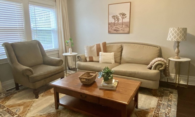 Bellevue Apartment | Cozy Apartment on Quiet St Near Casino, Stadiums and Downtown. Pet Friendly!