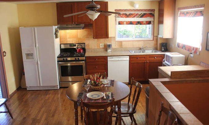 East Colorado Springs Apartment | Cozy apartment on the golf course with mountain view