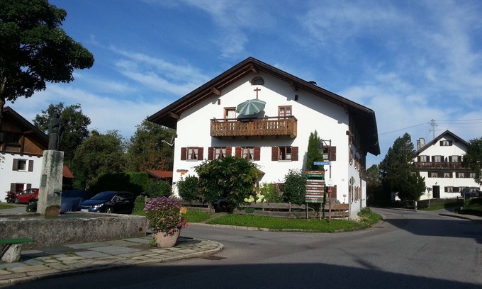 Bad Bayersoien Apartment | Cozy apartment, with Königscard centrally located in the Ammergau Alps