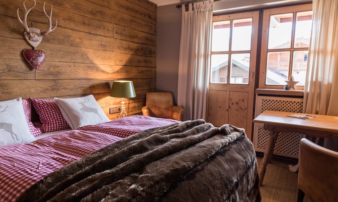 Entfelden Apartment | cozy apartment with south-facing balcony for two
