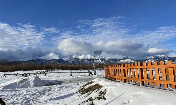 Velka Lomnica Apartment | Cozy apartment with terrace and panoramic view of High Tatras