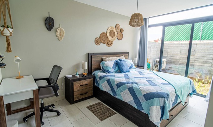 Antiguo Cuscatlan Apartment | Cozy apartment with garden, fast WiFi sofa bed and space for 3 comfortable people