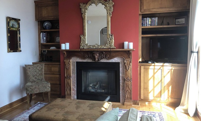 Wabasha Condo | Cozy apartment with balcony that overlooks downtown Wabasha!