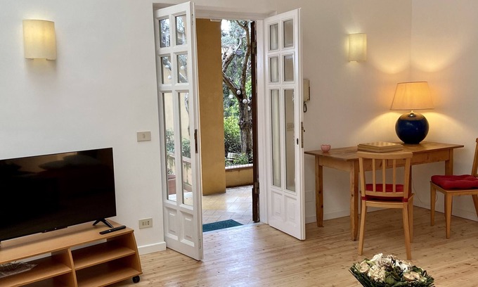 Trionfale Apartment | Cozy apartment with patio, Villa Belvedere, Vatican, wi-fi