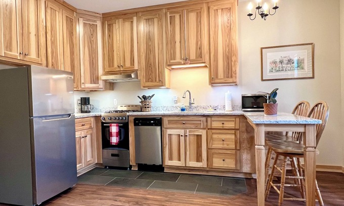 Reed Creek Apartment | Cozy apartment with WiFi and AC in wonderful Hartwell
