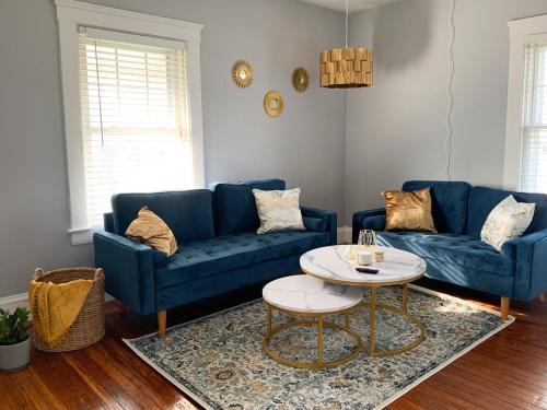 Kamm's Corners Apartment | Cozy Apt Near Airport & Parking