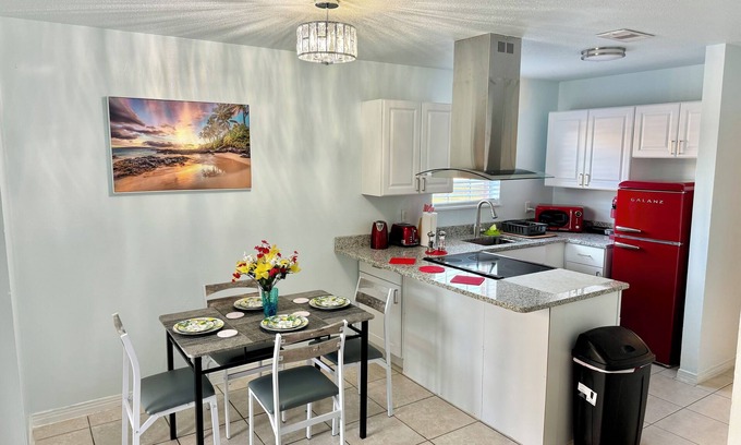 Florida Panhandle Apartment | Cozy Apt w/King Bed – 25 Mins to Beach, 20% Off B