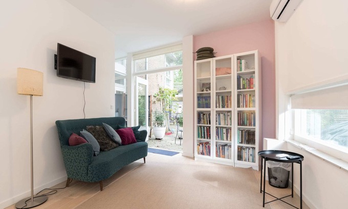 Nieuw-West Apartment | Cozy B&B Amsterdam West