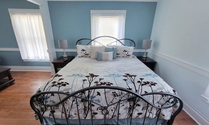 South Kortright Bed & Breakfast | Cozy B&B with WiFi and AC in charming South Kortright