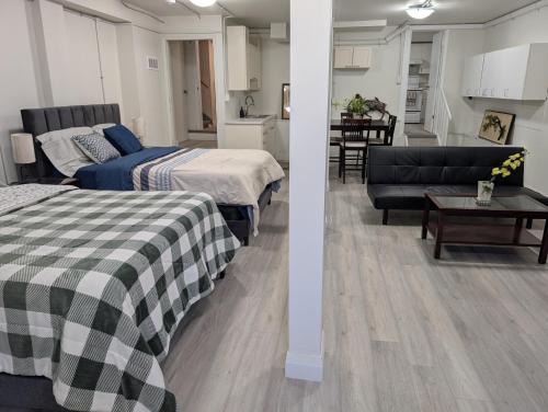 Guelph Apartment | Cozy Bachelor Unit