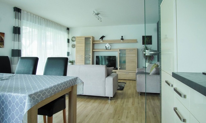 Jebenhausen Apartment | Cozy basement apartment with sauna, gym and garden in Göppingen