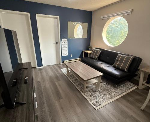 East Kootenay Apartment | Cozy Beach 2 bedroom apartment