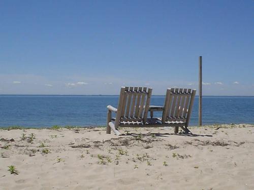 North Truro House | Cozy Beach Bungalow