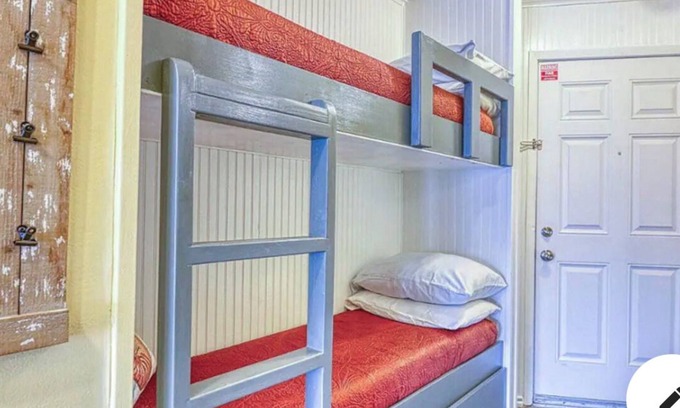 North Beach Condo | Cozy Beach Condo with walking beach access from property.
