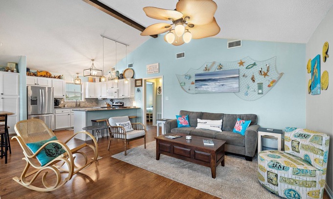 Jamaica Beach House | Cozy beach house - 3 minute walk to beach - with everything you need to relax!