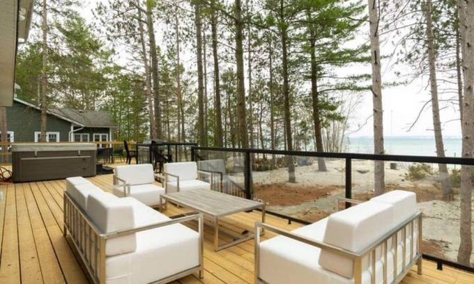 Wymbolwood Beach Cottage | Cozy Beachfront Cottage: Private Beach, Hot Tub