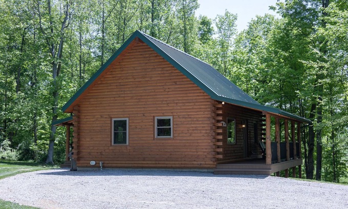 Millersburg Cabin | Cozy Bear at Tranquil Acres