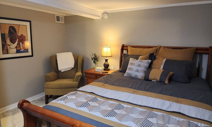 Columbus Apartment | Cozy, beautiful apartment with lots of amenities! 3 miles from downtown fun!