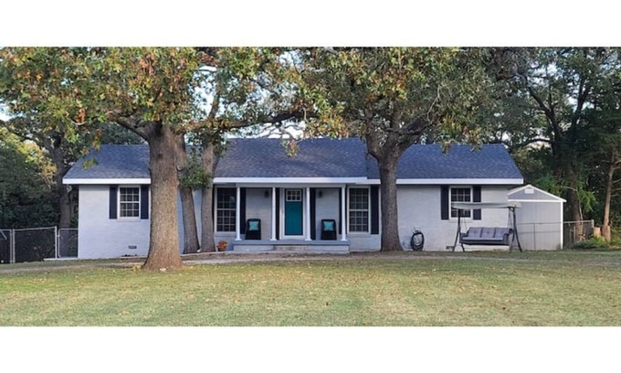 Bristow House | Cozy, beautifully remodeled home on Route 66
