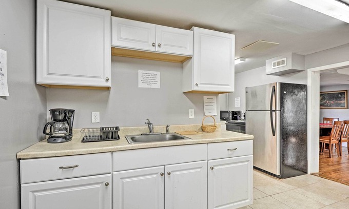 Bel Air House | Cozy Bel Air Home - Walk to Main Street Shops