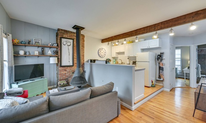 Shawmut House | Cozy Boston Vacation Rental w/Rooftop Deck!