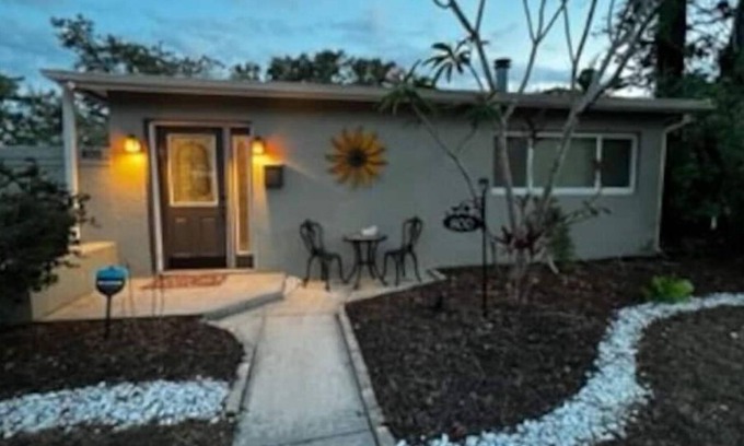 St. Petersburg - Clearwater House | Cozy Bright Home in St. Pete, Florida, Pet Friendly! Home away from home!