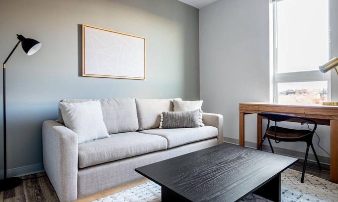 St. Elizabeth's Apartment | Cozy Brighton 1BR w/W/D, Doorman, near T & Shopping