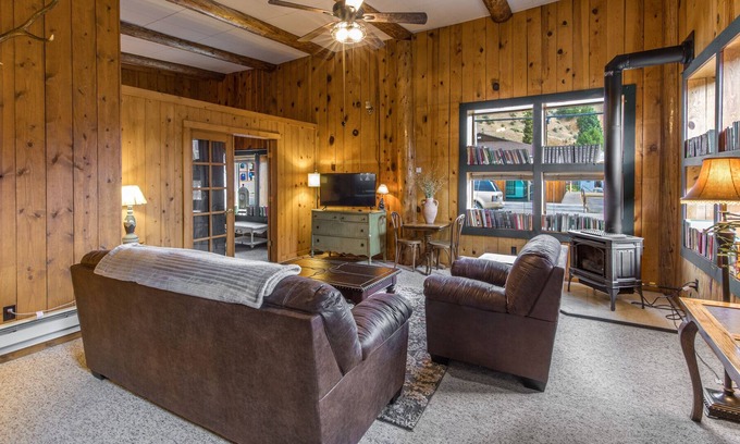 Creede Apartment | Cozy Bungalow in the Heart of Historic Downtown Creede!