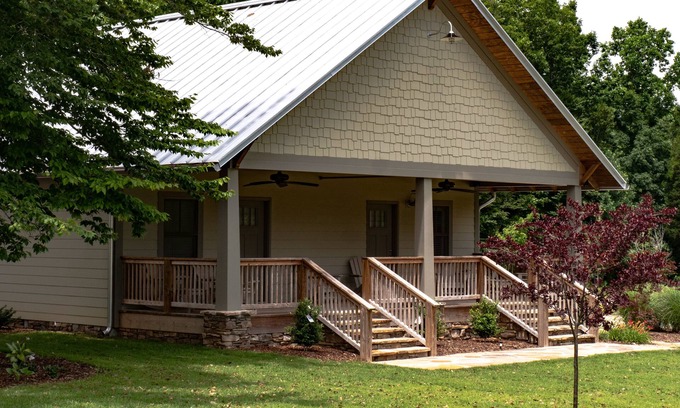 Springville House | Cozy Bungalow South + Fishing & Trails