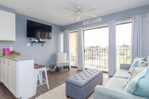 Carolina Beach House | Cozy Cabana by Bryant Real Estate