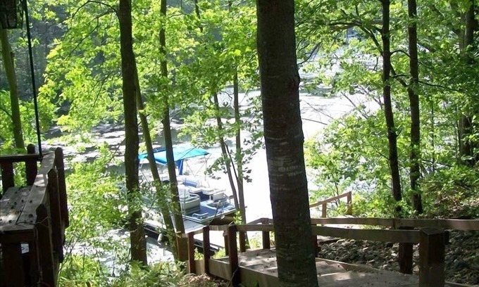 Cumberland Cabin | Cozy Cabin -2 Hr from Twin Cities,Economy Pricing! Have to C