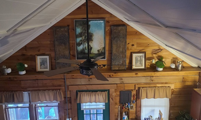Birdseye Cabin | COZY CABIN AT PATOKA LAKE(in happy hollow)