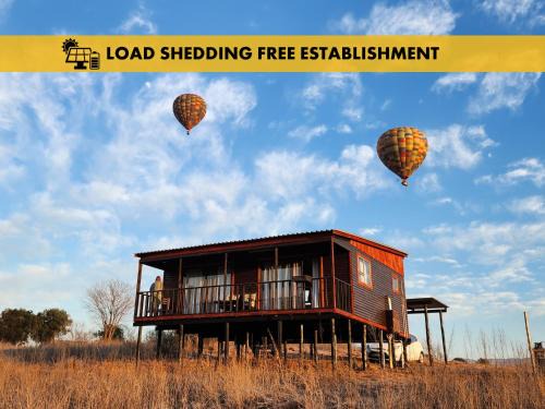 Hartbeespoort House | Cozy Cabin Country Cottage