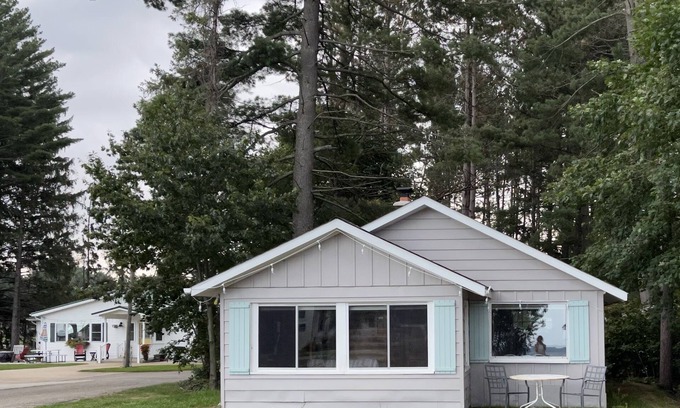 Lake City Cabin | Cozy Cabin in Lake City, just steps from the beach!
