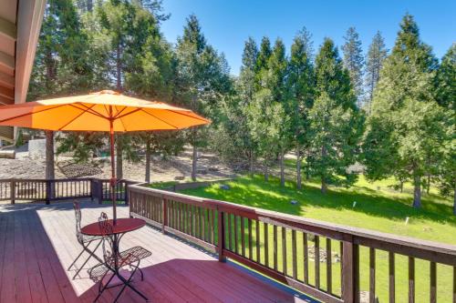 Groveland House | Cozy Cabin in Pine Mountain Lake Near Yosemite!