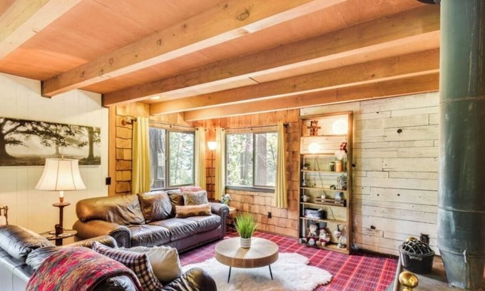Arnold Cabin | Cozy Cabin in the woods.