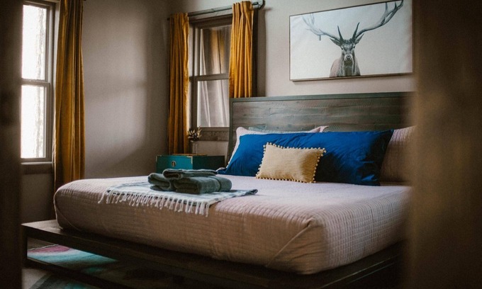 Murphy Cabin | Cozy Cabin King Suite, Hot tub, Gas Fireplace, Fire Pit, Grill & Games