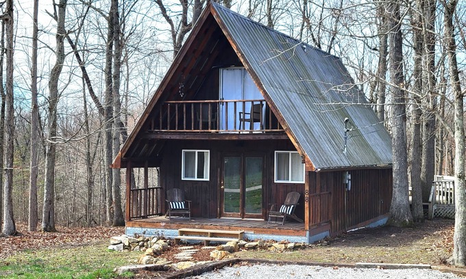 Wellington Cabin | Cozy cabin near Cave Run Lake and Red River Gorge