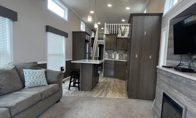 Afton Cabin | Cozy Cabin on Monkey Island/Grand Lake, with many amenities!