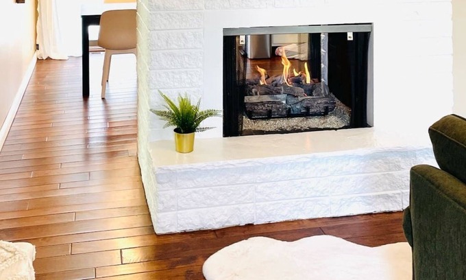 Sioux Falls House | Cozy Cabin Spa nestled in calm neighborhood