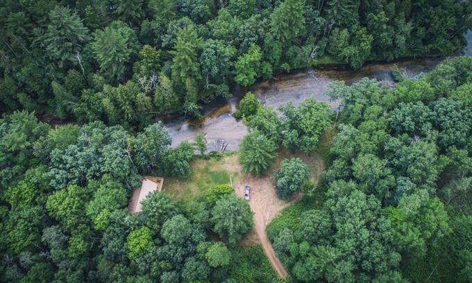 Branch Cabin | Cozy Cabin to Fish, Kayak, and Canoe the Pere Marquette River