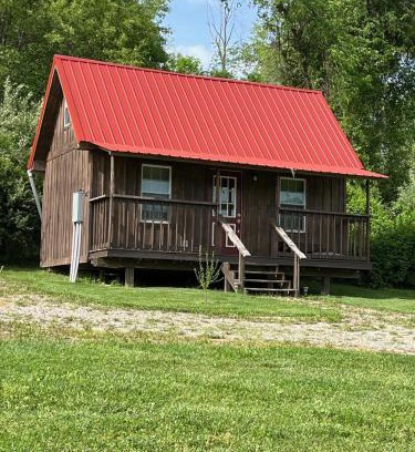 East Fultonham House | Cozy Cabin