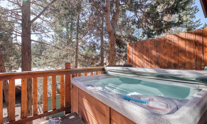 Moonridge Cabin | Cozy cabin w/ large deck & private hot tub - beautiful views & EV charging
