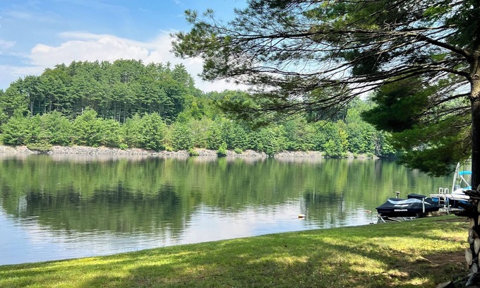 Lake Luzerne Cabin | Cozy Cabin with private river access, 20 minutes from Lake George & Saratoga NY.